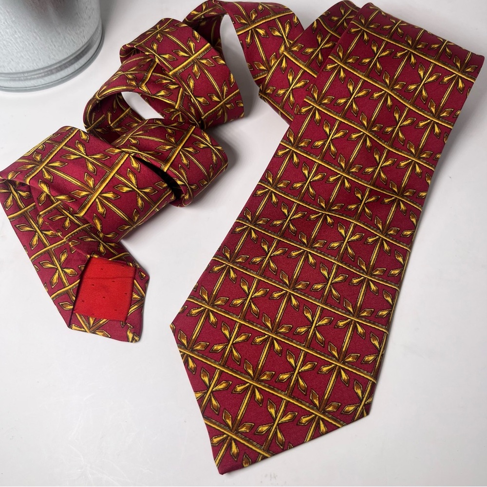 Celine Paris Men’s Silk Neck Tie Burgundy Red/Gold Geometric Designs Luxury - Picture 5 of 6